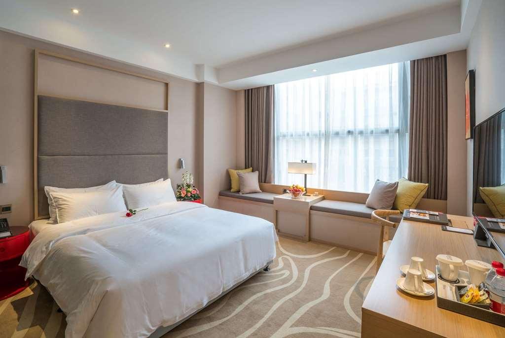 Ramada Encore Jintang Ченду Номер фото